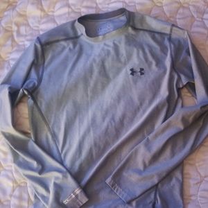 Mens Small Under Armour LS Heat Gear tee, grey